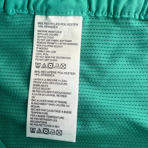 Tommy Bahama Island Time Skort Skirt Golf Tennis Pickleball New with Tags - Picture 9 of 9
